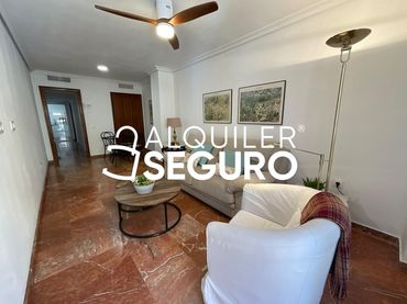 Pis amb ascensor de lloguer a Rafael Salas Gonzalez