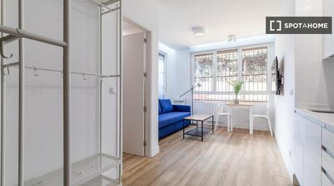 Foto 5 de Estudi per a compartir a San Juan Bautista, Madrid