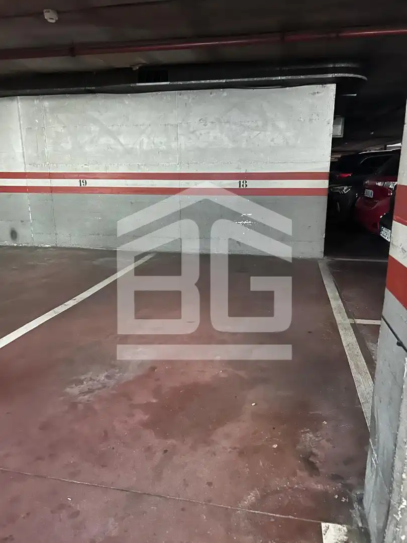 Parkplatz von Garage zur Miete in Sant Miquel