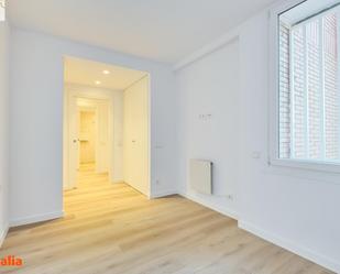 Flat for sale in  Barcelona Capital  with Air Conditioner