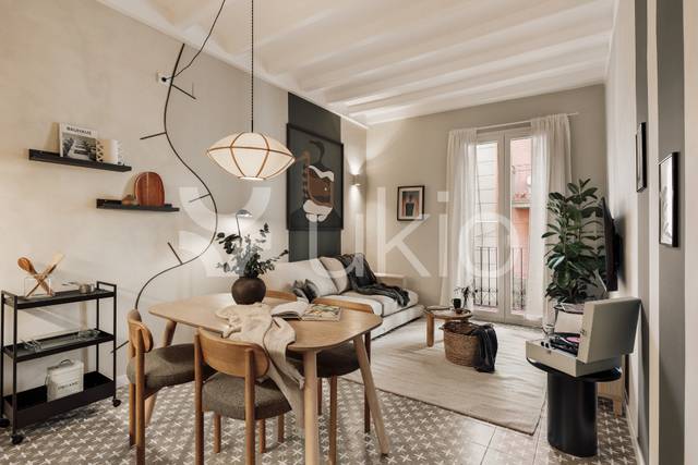 Apartamento en Alquiler en Carrer de Martínez de la Rosa en Vila de Gràcia