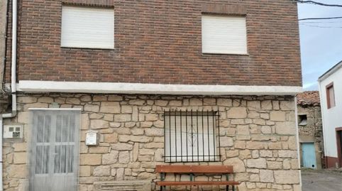 Foto 3 de Casa adosada en venda a Calle Aldeadávila, 11, Aldeadávila de la Ribera, Salamanca