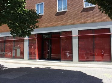 Local comercial en alquiler en Calle LUIS DE MADRONA