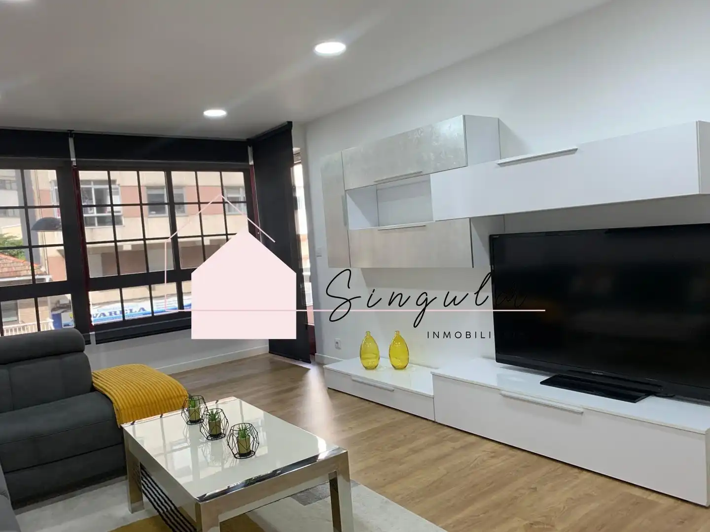 Wohnzimmer von Wohnung zur Miete in O Porriño   mit Möbliert