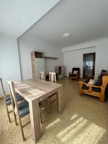 Piso en Alquiler en Rúa Jesús Soria en Couto