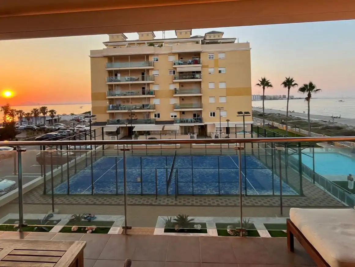 Apartament amb piscina en venda a Calle D 1-3