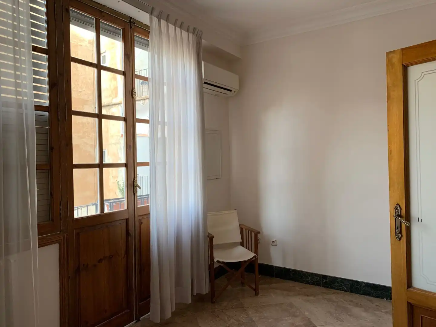 Habitación de Piso de alquiler en Valencia con Aire acondicionado y Calefacción