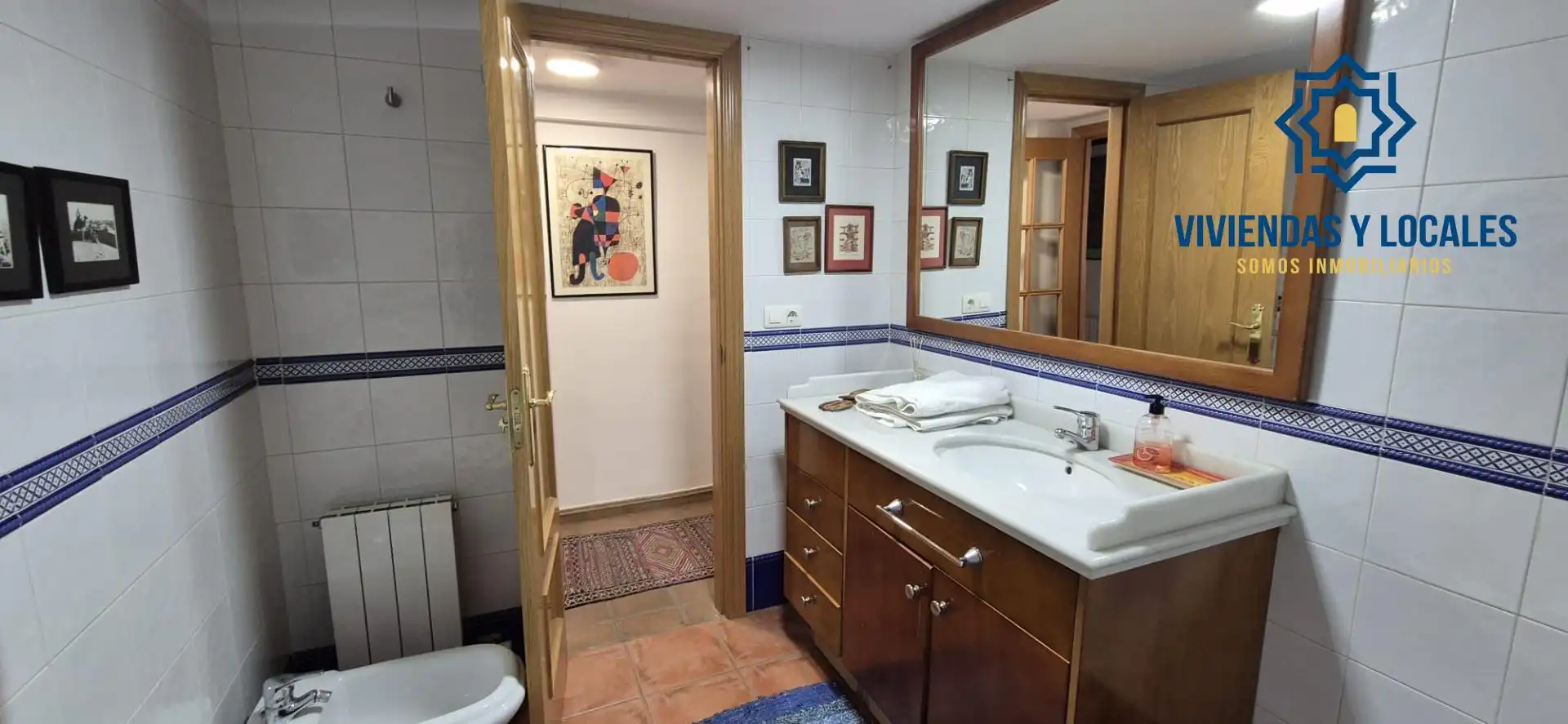 Bathroom of Duplexes for rent in Granada
