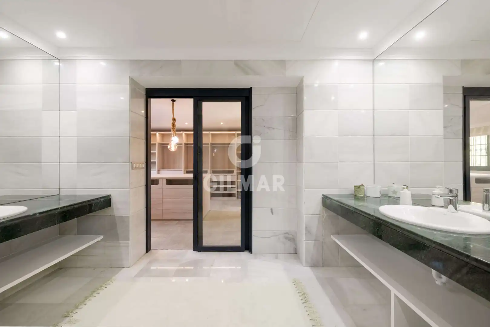 Baño de Casa o chalet en venta en Estepona con Calefacción, Jardín privado y Piscina