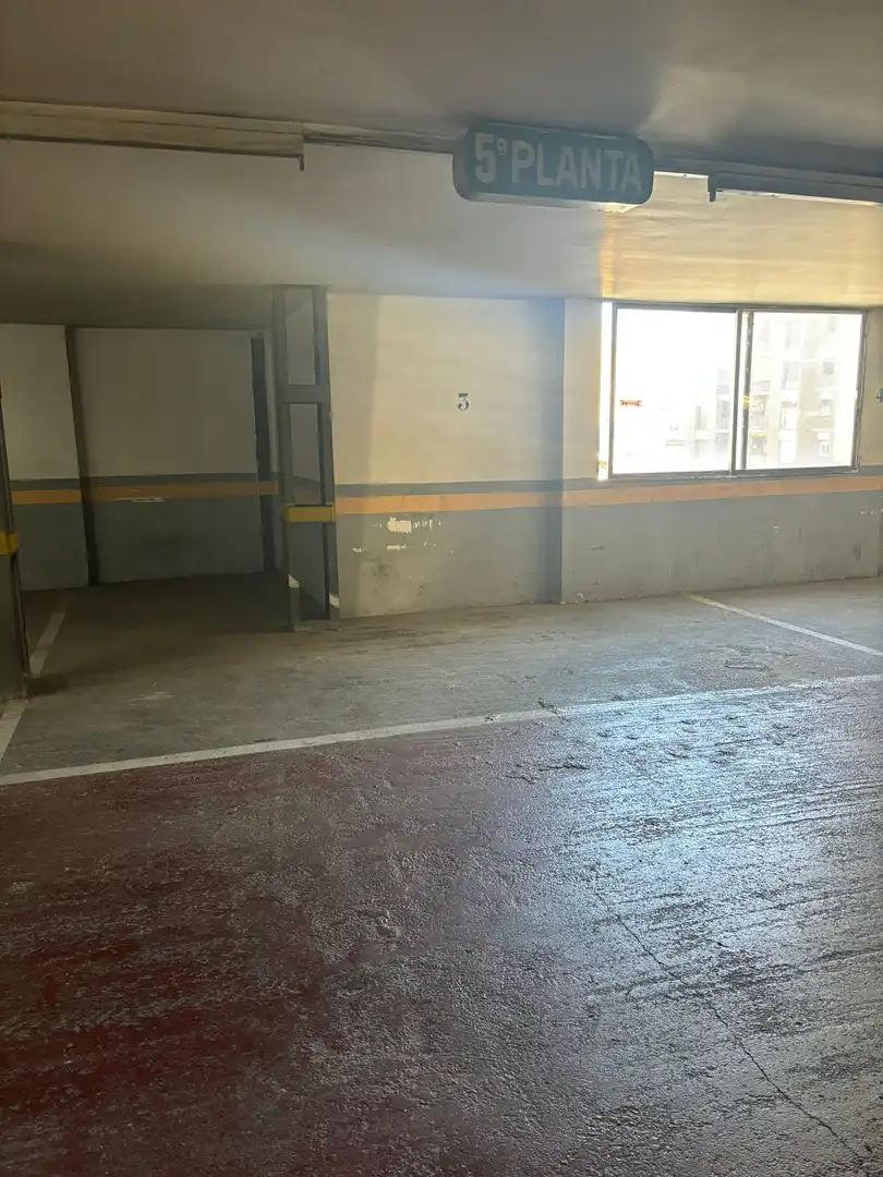 Individual con ascensor en venta en Centre Històric, imagen 2