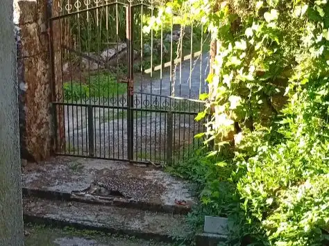 Houses for sale in Padrenda  with Private garden and Furnished