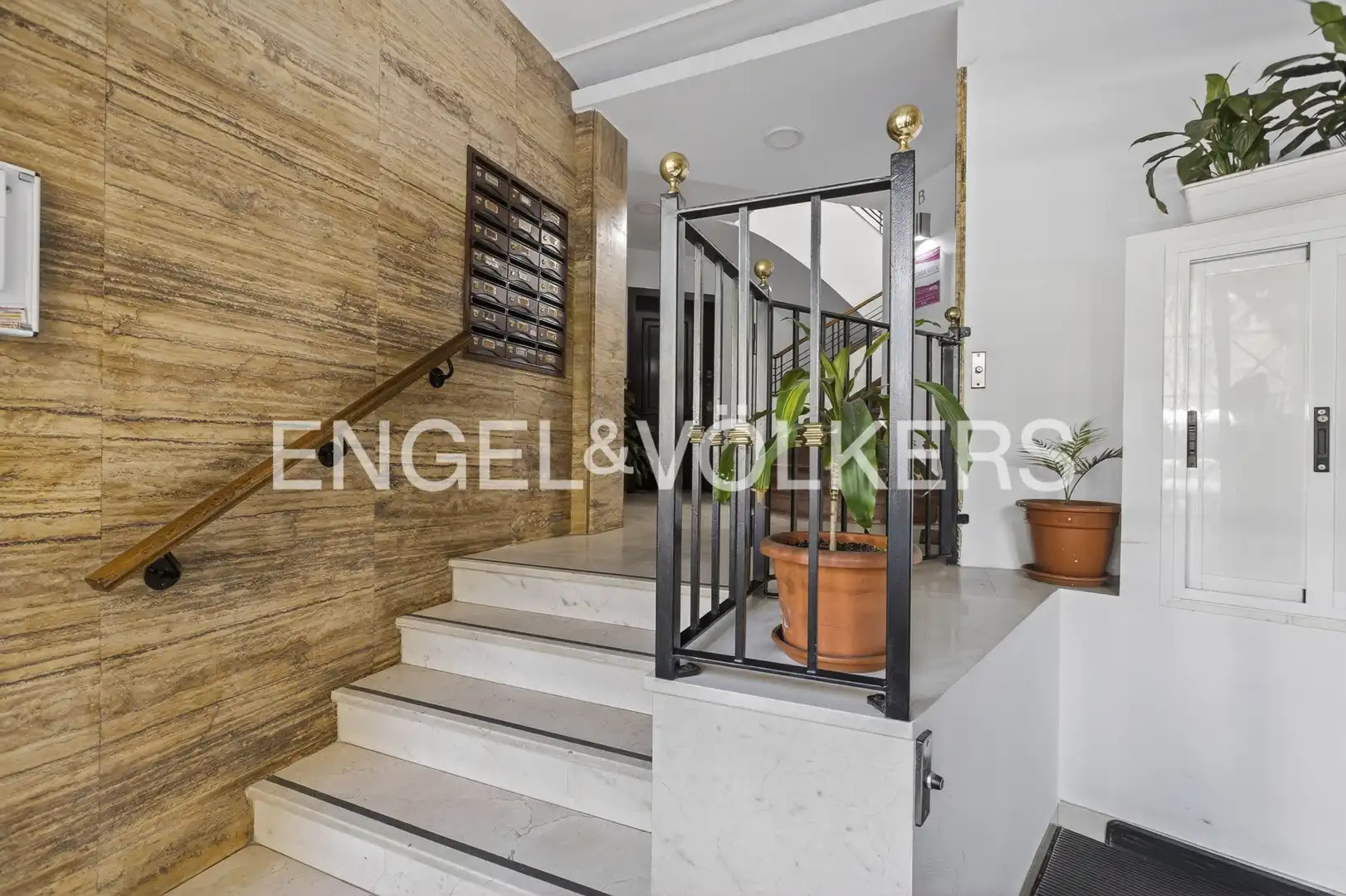 Flat for sale in Sevilla  with Heating, Parquet flooring and Terrace