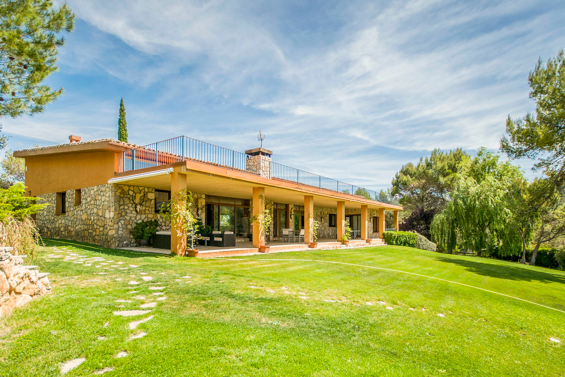 Garten von Country house zum verkauf in Jadraque mit Heizung, Privatgarten und Terrasse