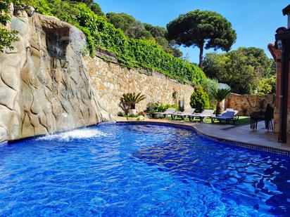 Piscina de Casa o xalet en venda en Lloret de Mar amb Calefacció, Terrassa i Traster