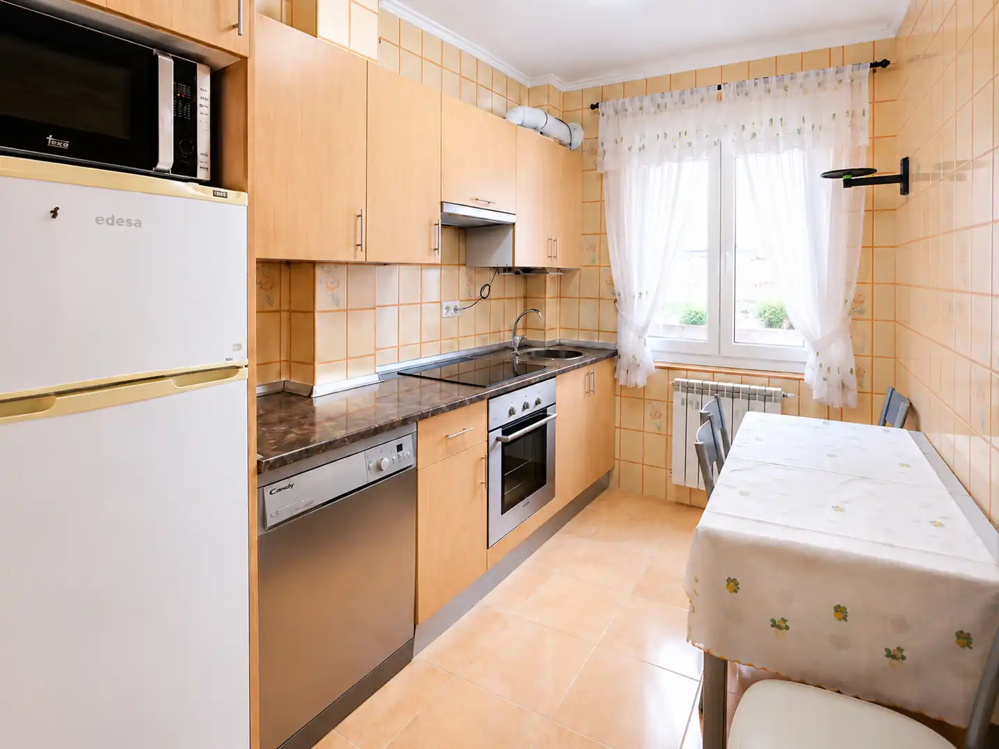 Kitchen of Flat for rent in Torrelavega   with Heating, Furnished and Oven