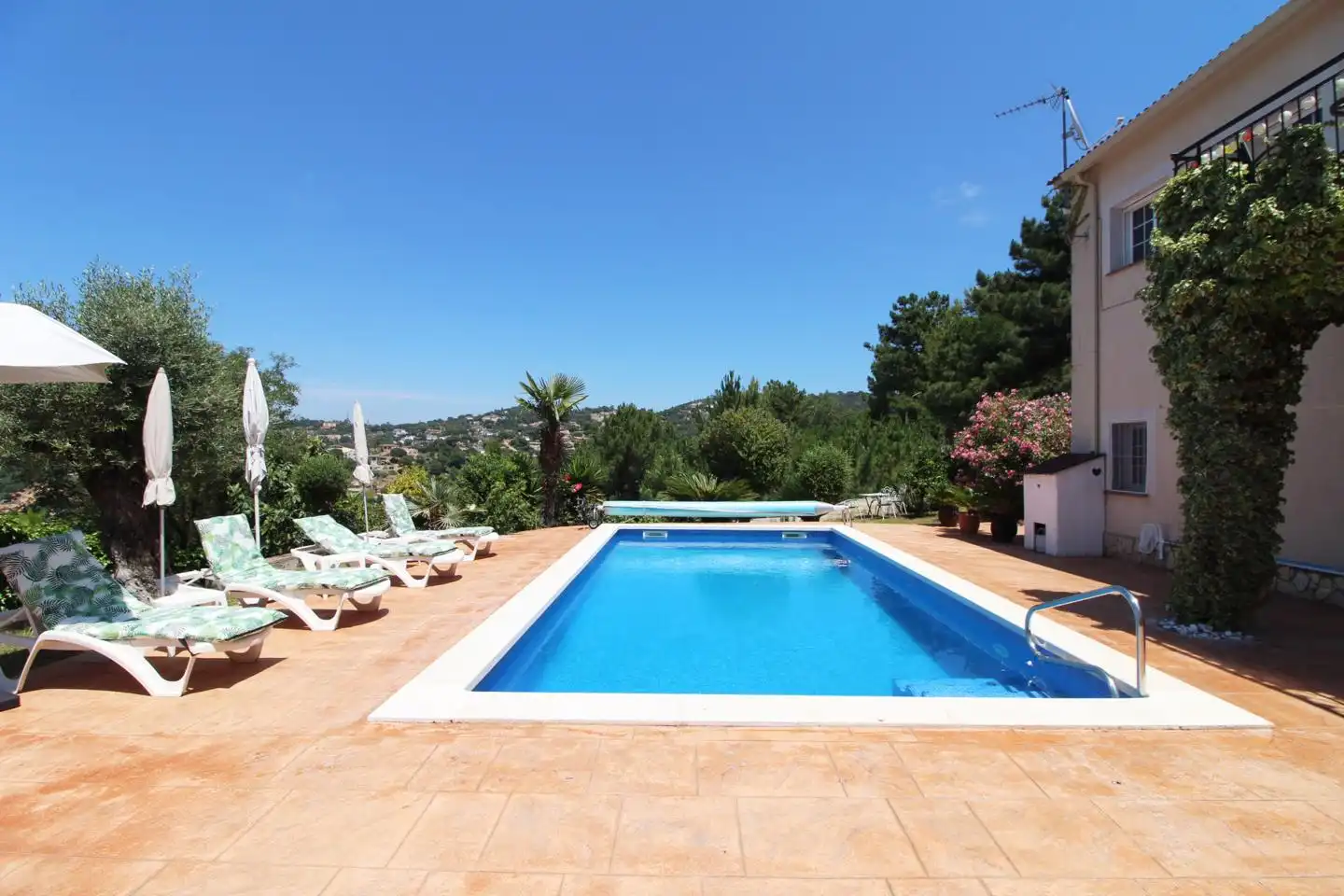 Piscina de Casa o xalet en venda en Lloret de Mar amb Aire condicionat, Jardí privat i Terrassa