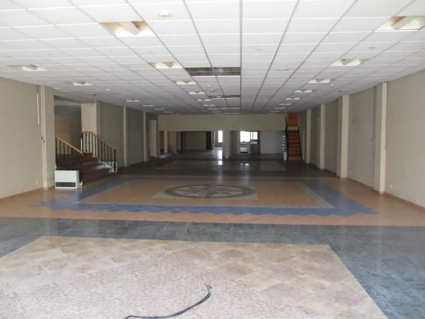 Local comercial en venta en Calle Manuel Diz 11, imagen 8