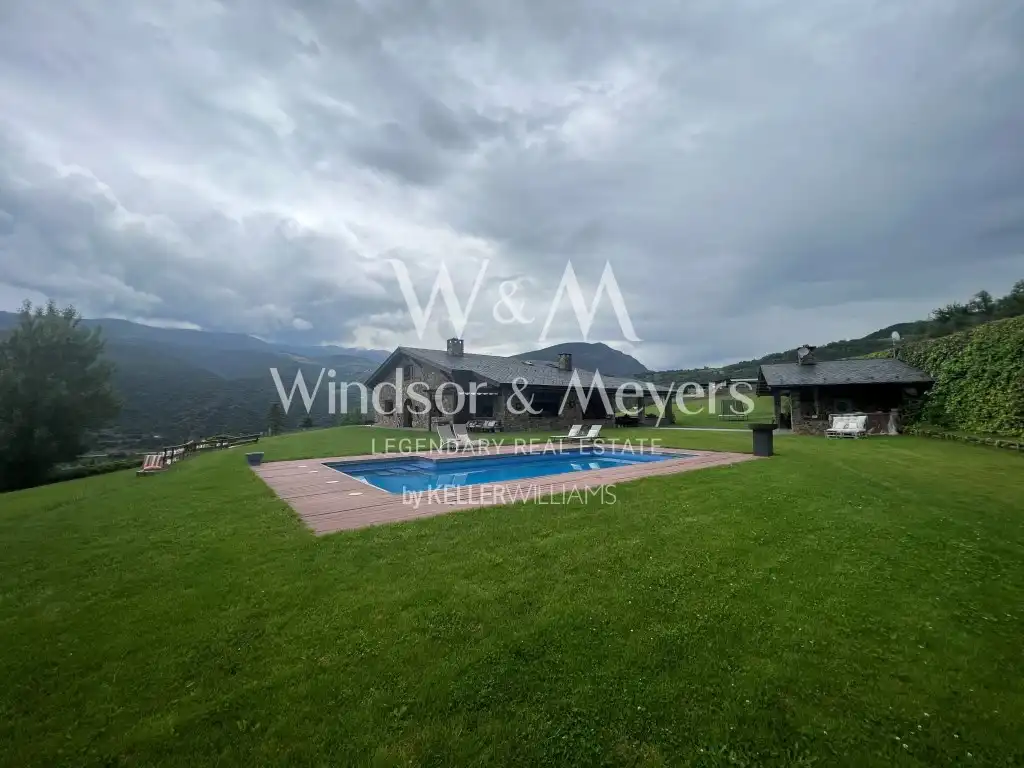 Casa o xalet en venda en Alàs I Cerc amb Jardí privat i Piscina
