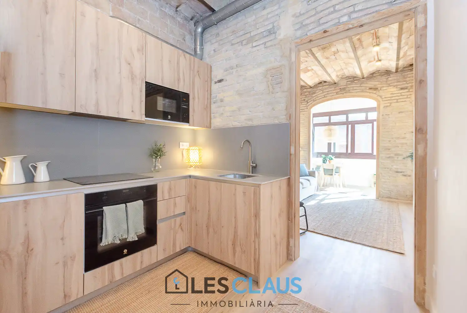 Cuina de Pis en venda en Barcelona amb Aire condicionat, Calefacció i Parquet