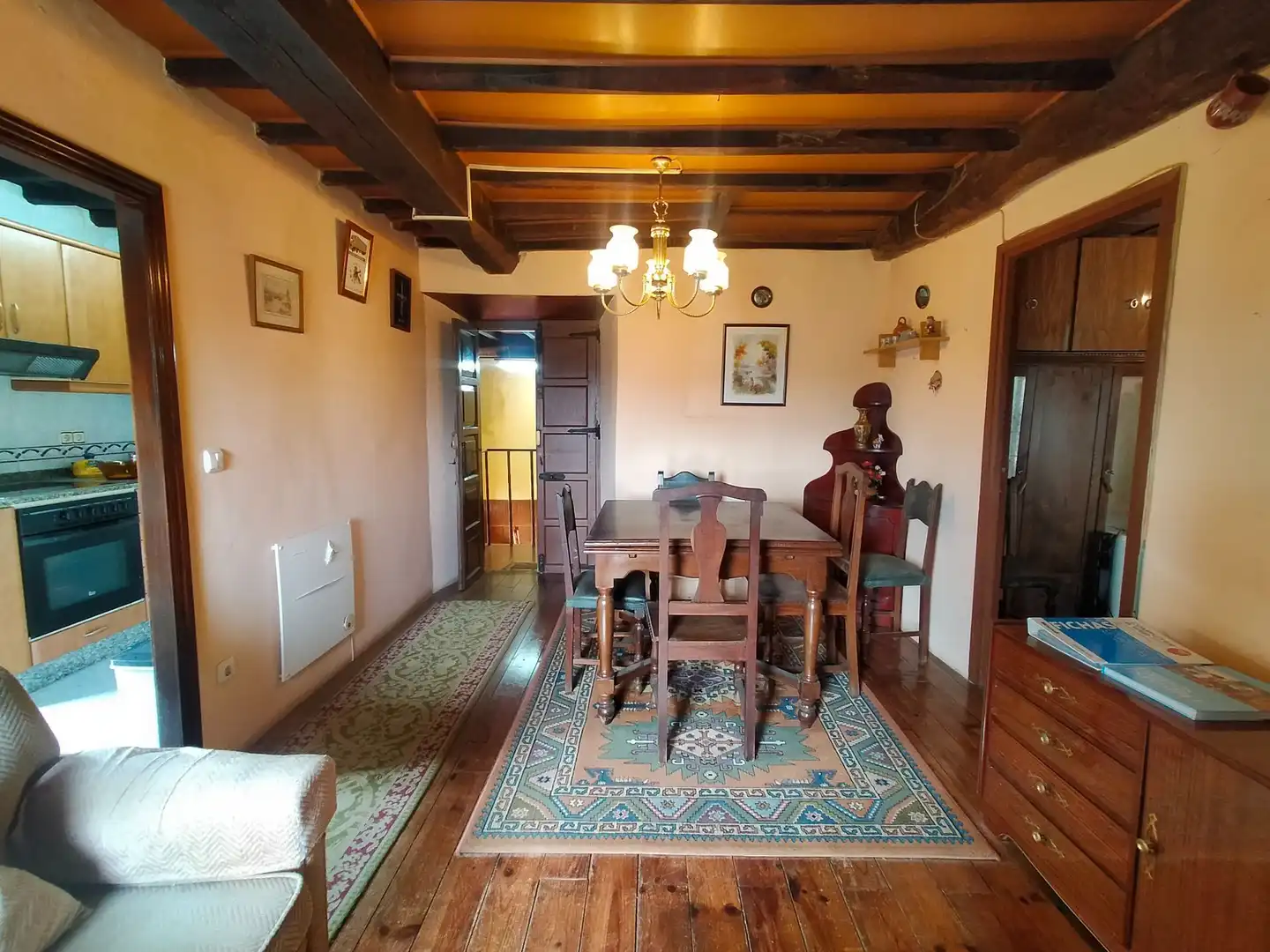 Menjador de Finca rústica en venda en Cudillero amb Jardí privat, Terrassa i Traster