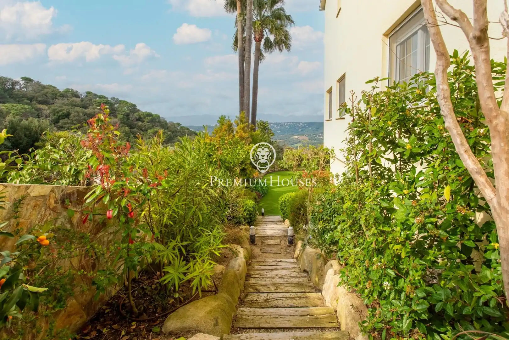 Jardí de Casa o xalet en venda en Mataró amb Calefacció, Jardí privat i Parquet