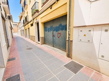 Individual en venda a Calle Calle Mármol