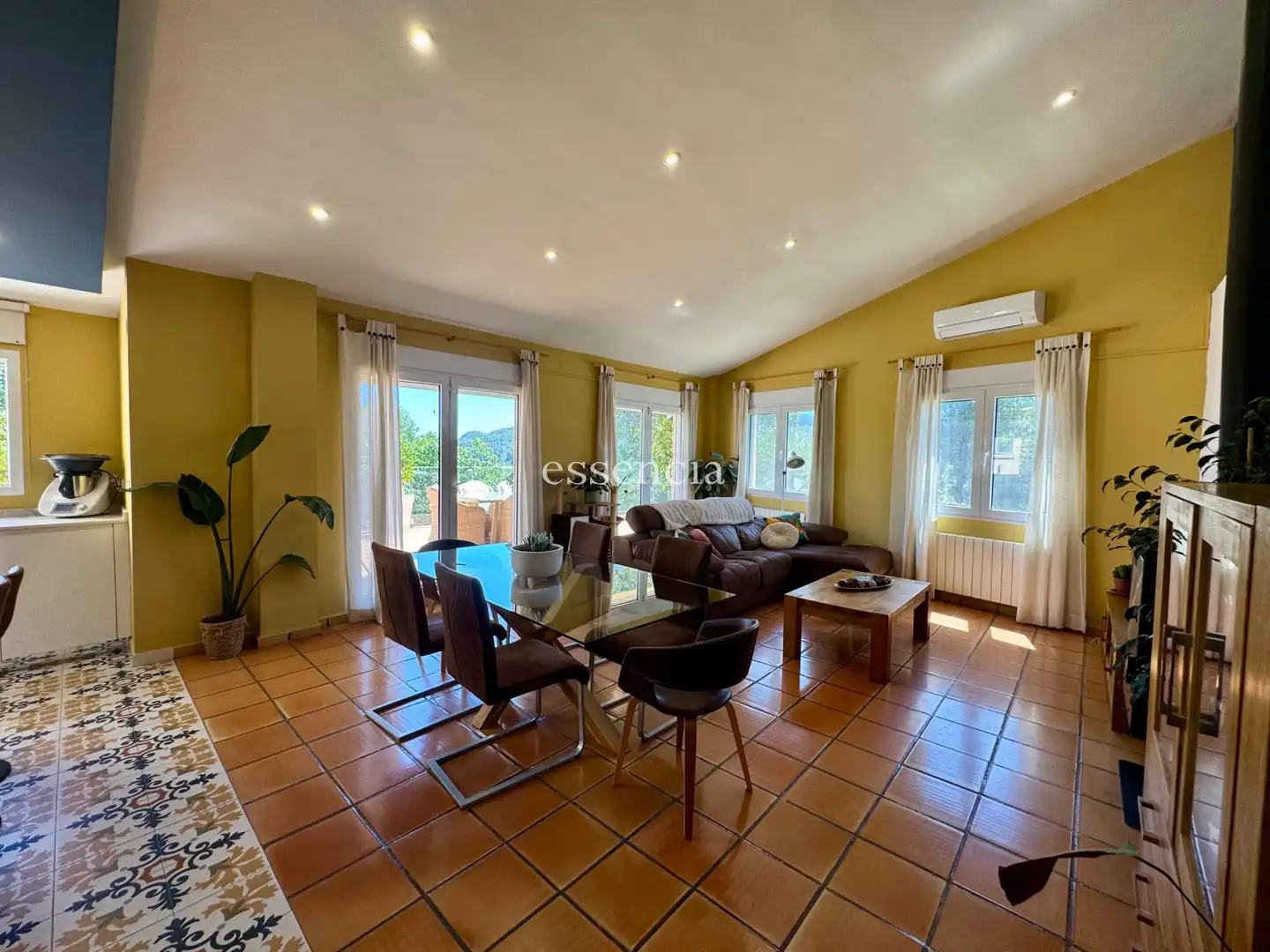 Sala d'estar de Casa o xalet en venda en Ròtova amb Aire condicionat, Calefacció i Jardí privat
