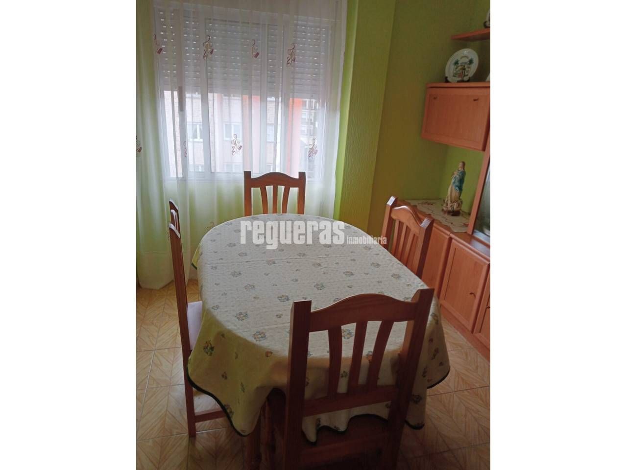 Flat for sale in Covadonga, Versalles