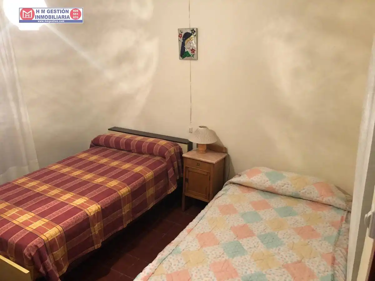 Dormitori de Casa o xalet en venda en Alcázar de San Juan amb Terrassa