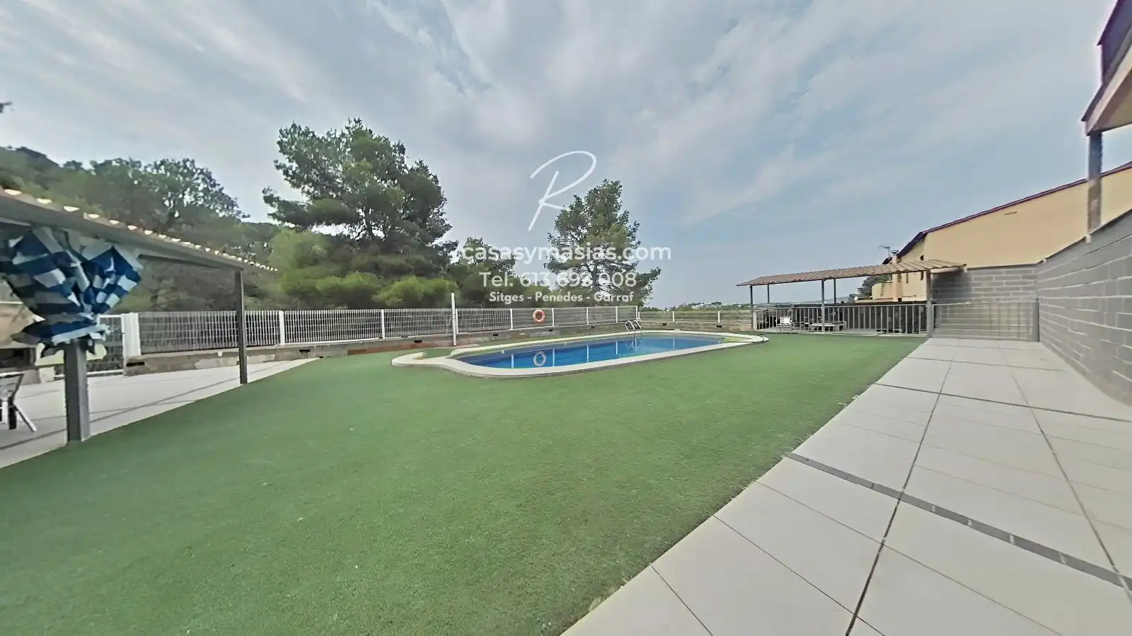 Piscina de Casa o xalet en venda en Sant Pere de Ribes amb Aire condicionat, Calefacció i Jardí privat