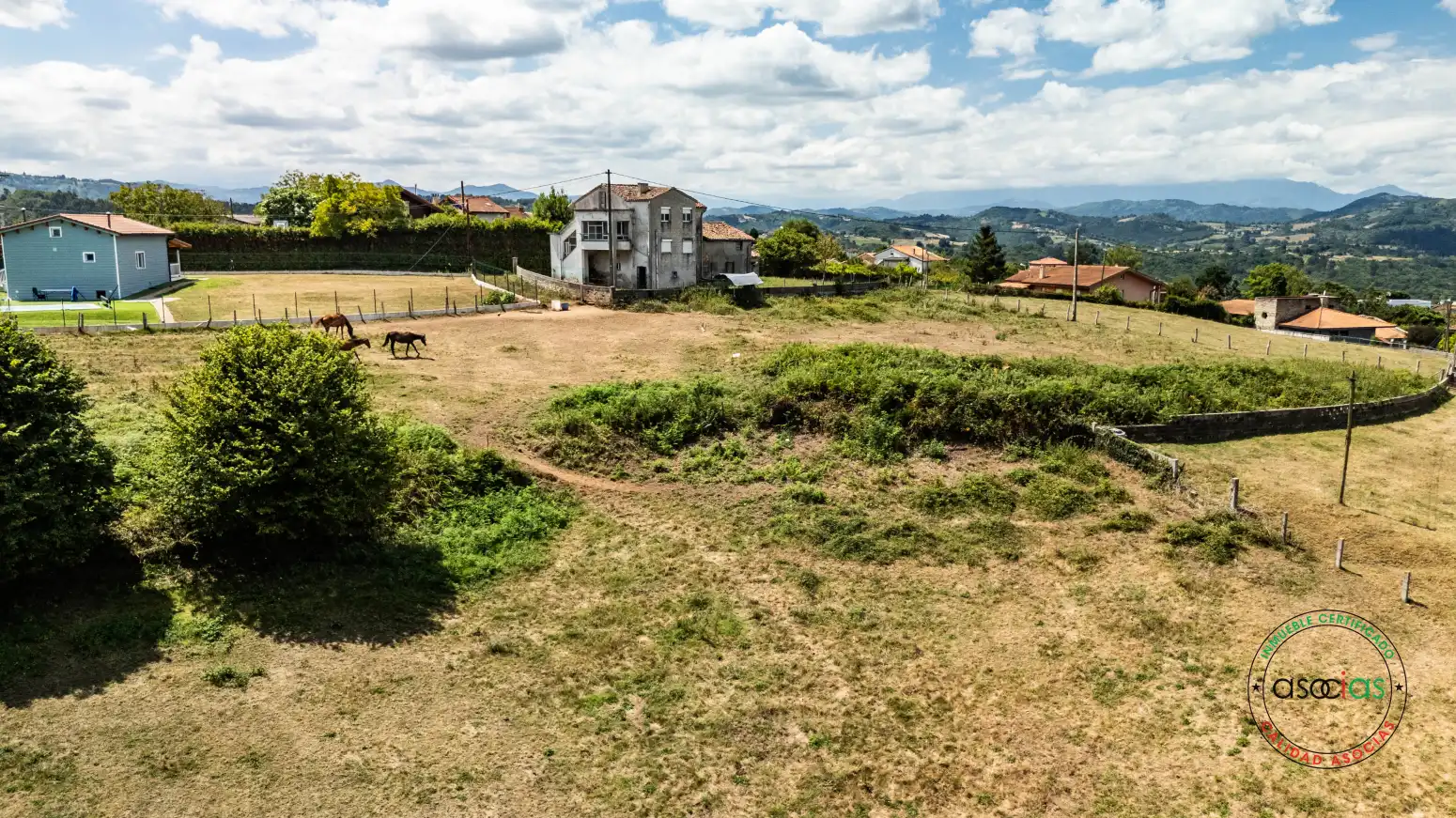 Terreno en venta en Siero