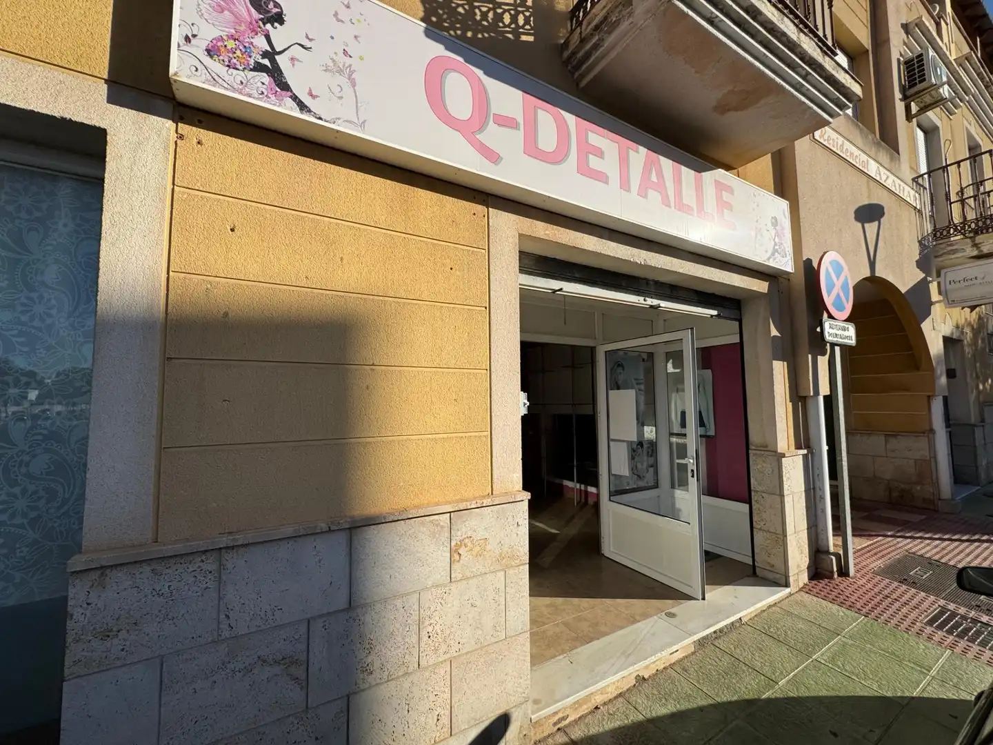 Local commercial à louer à Benahadux