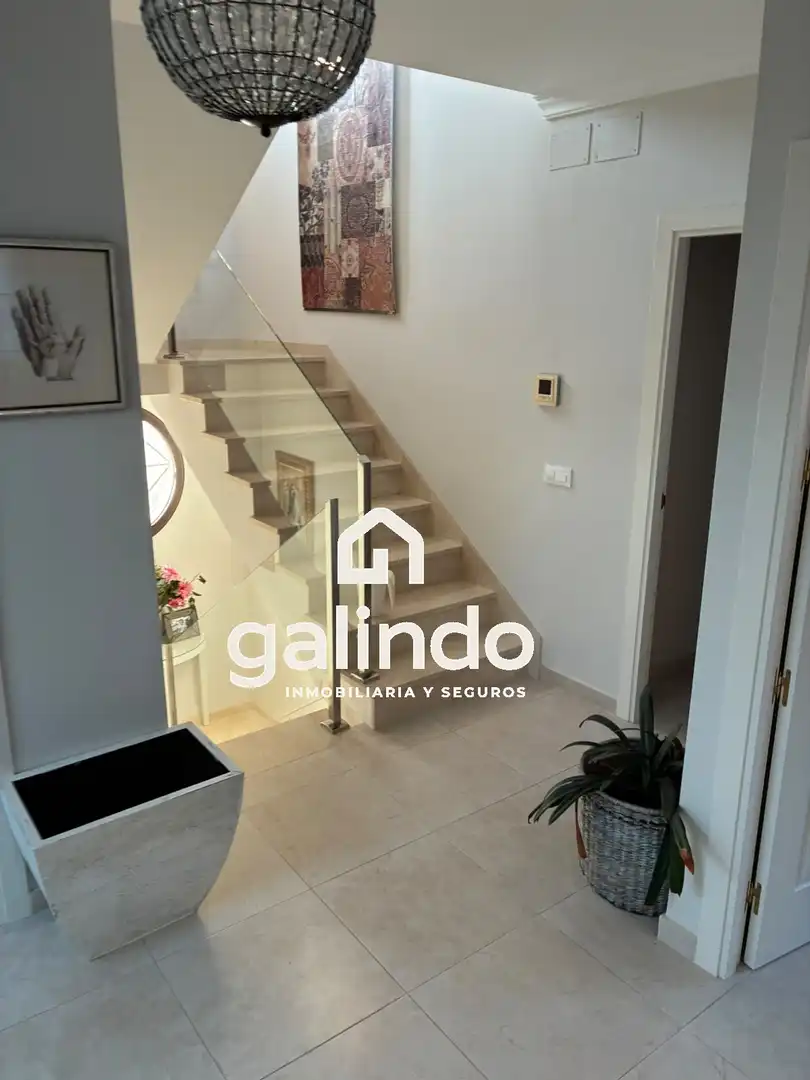Houses for sale in Marchena  with Swimming Pool and Community pool