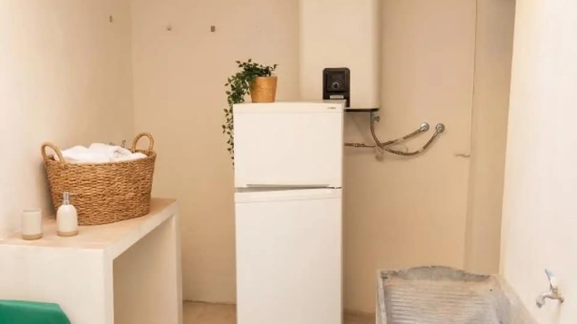 Kitchen of Single-family semi-detached for sale in Relleu  with Heating, Terrace and Balcony