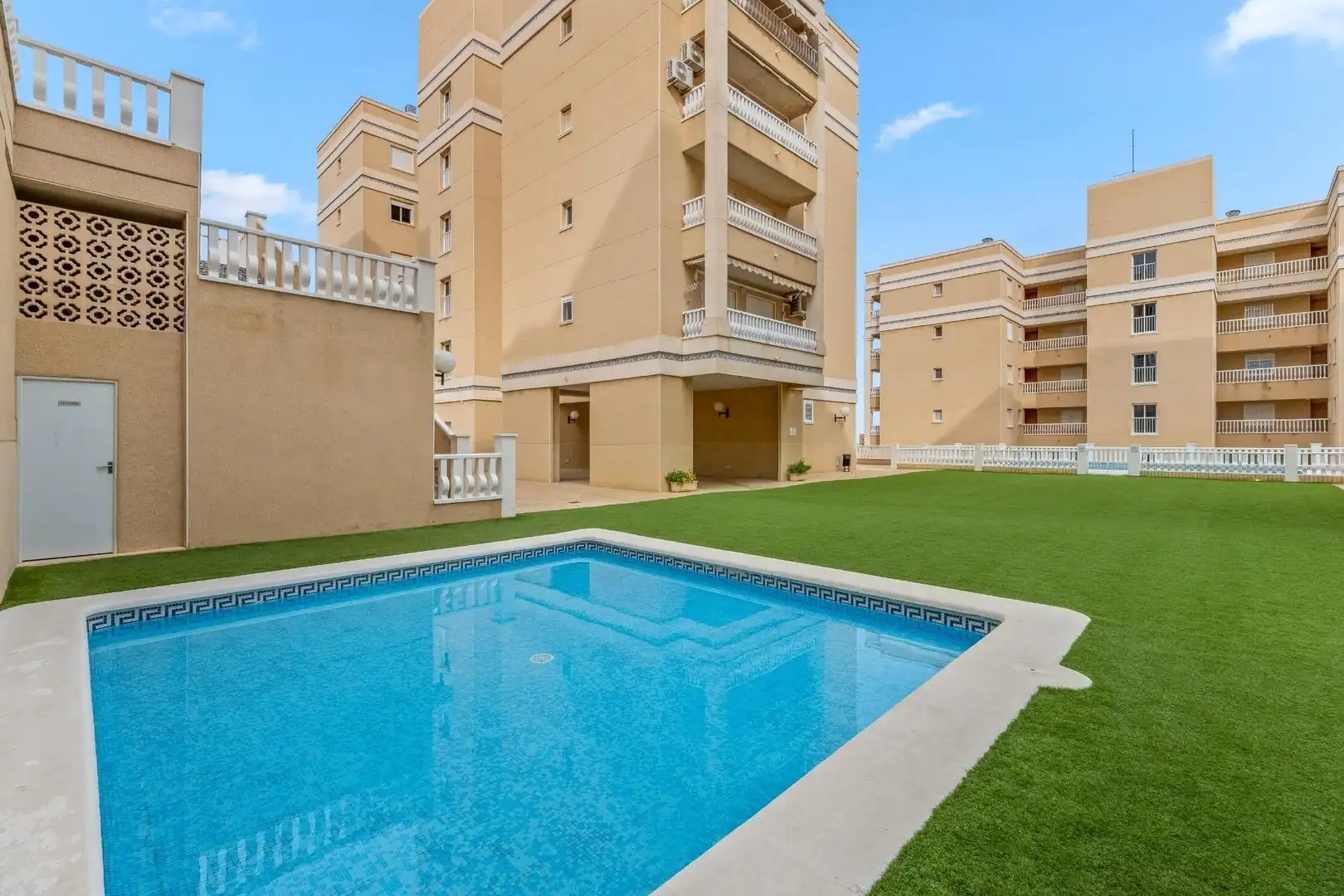 Swimming pool of Apartments for sale in Elche / Elx  with Private garden, Terrace and Storage room