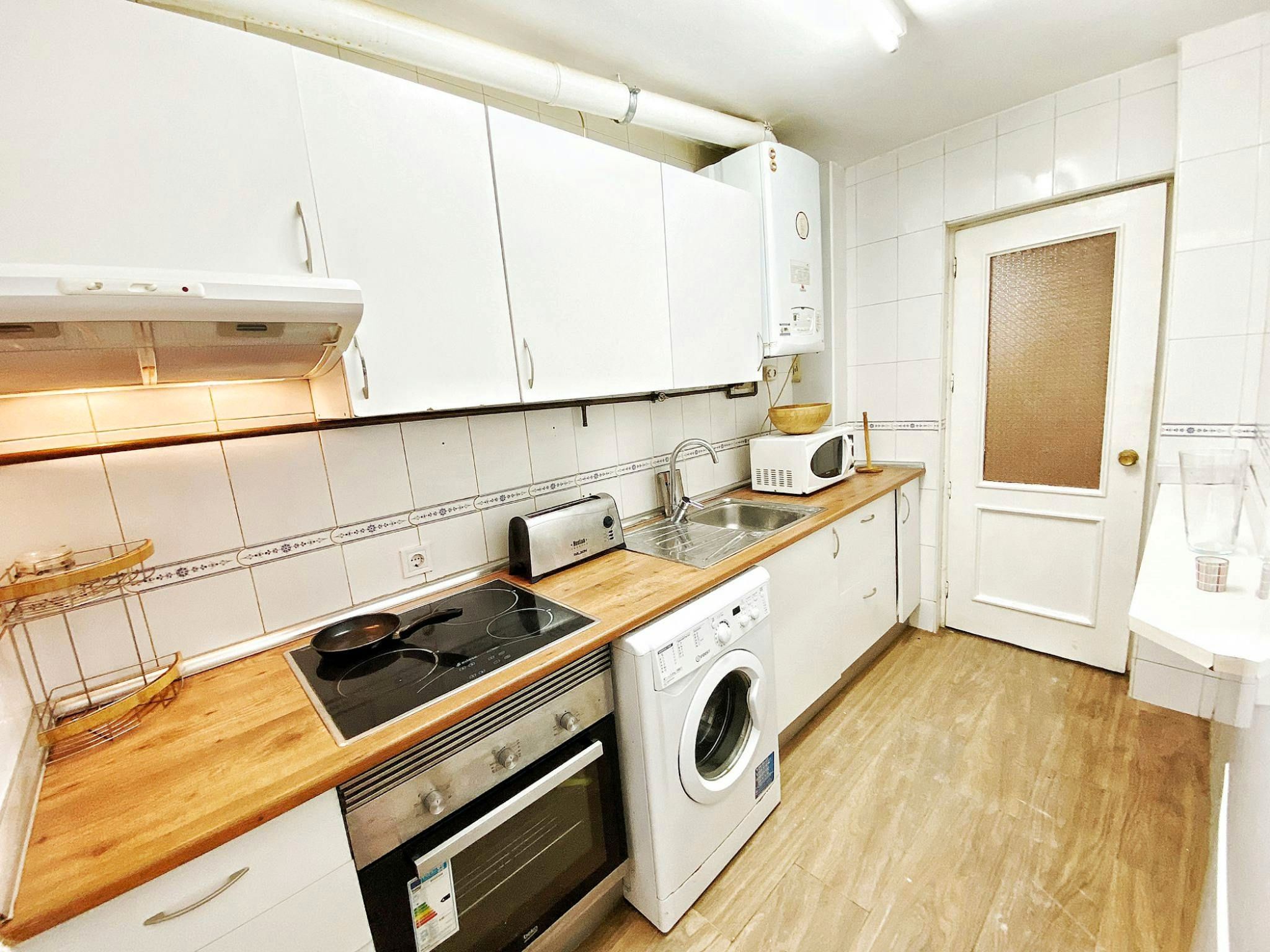 Piso de alquiler en N/A, Aluche