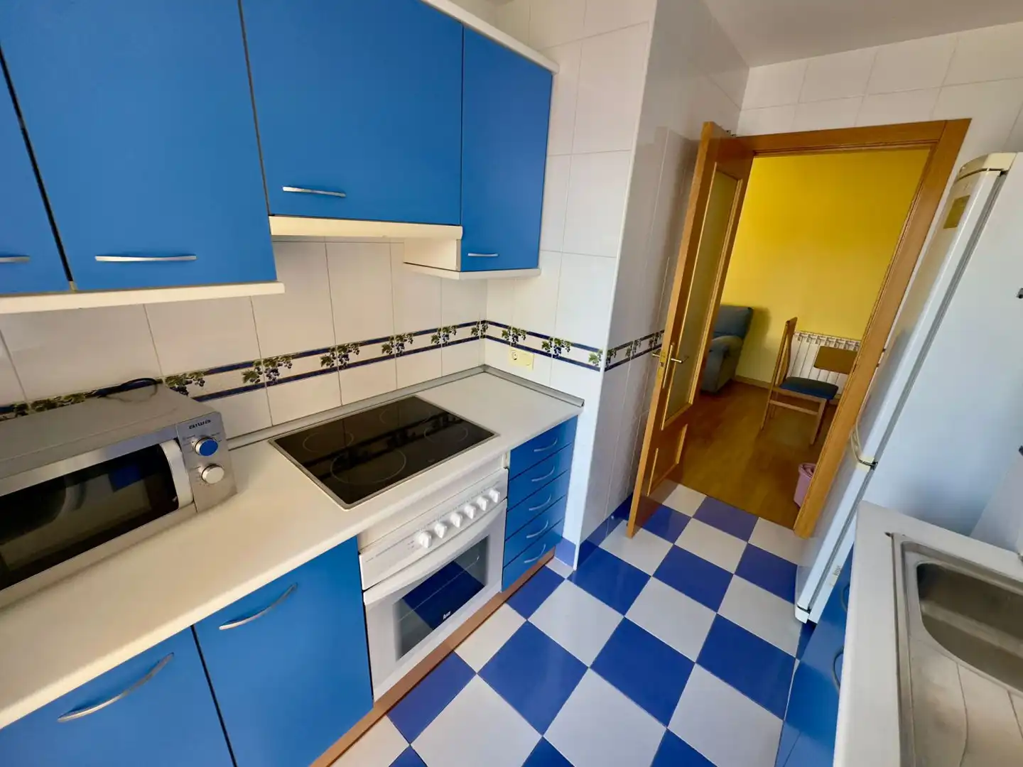 Küche von Wohnung zum Verkauf in Valdepeñas mit Heizung, Parkett und Balkon