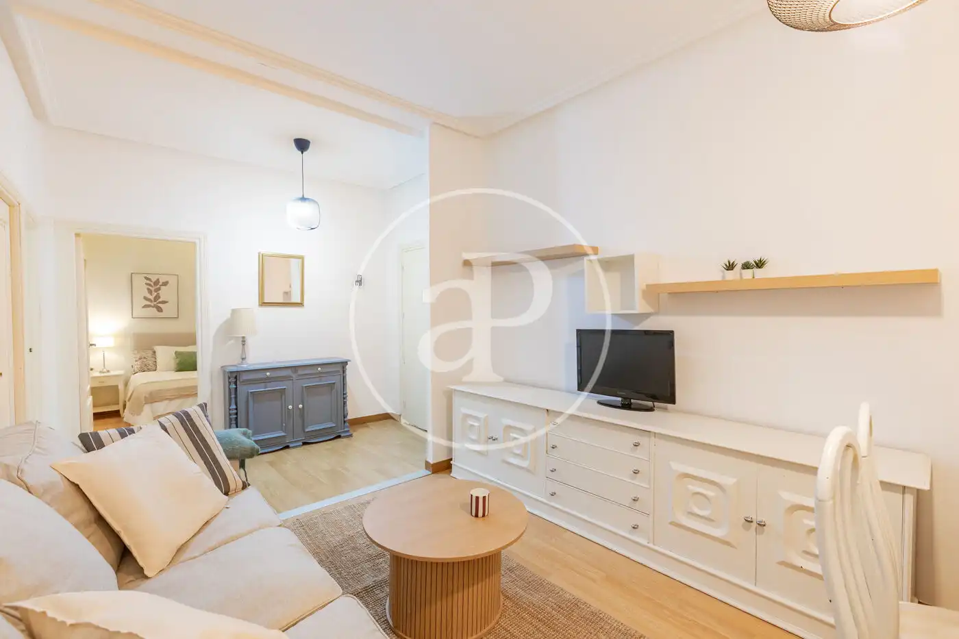 Living room of Flat for rent in Madrid  with Heating and Furnished