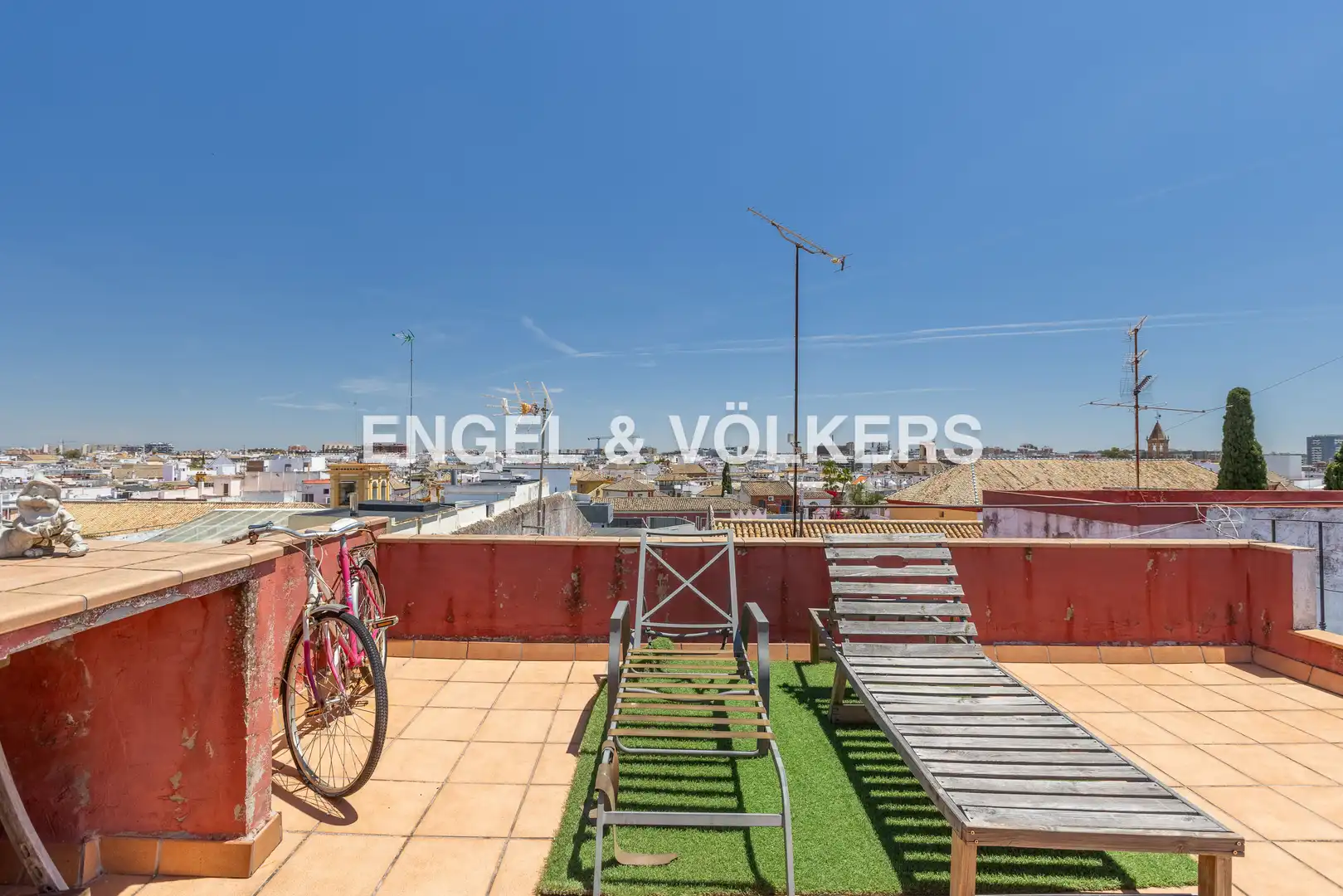 Terrace of Apartments for sale in Sevilla  with Heating and Balcony