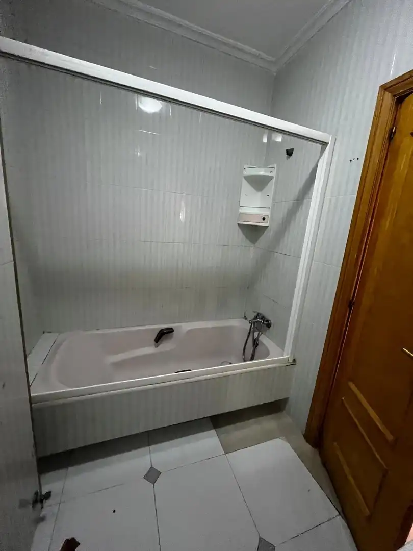Bathroom of Flat for sale in Murcia  with Air Conditioner, Terrace and Furnished