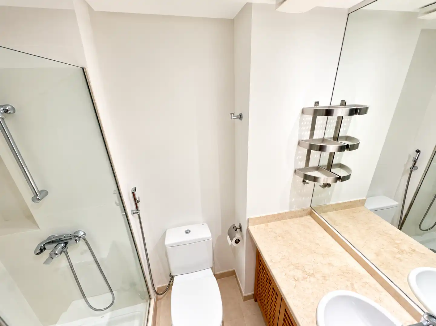 Bathroom of Flat for rent in Colònia de Sant Pere