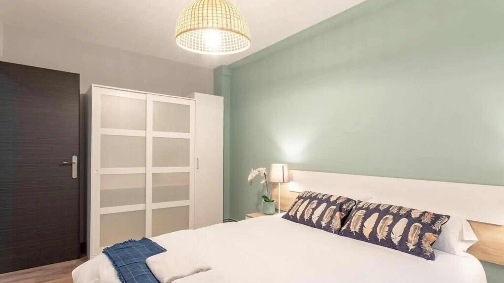 Flat for rent in La Salle - Cuatro Torres