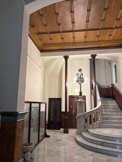 Local de lloguer en  Barcelona Capital amb Aire condicionat, Calefacció i Parquet