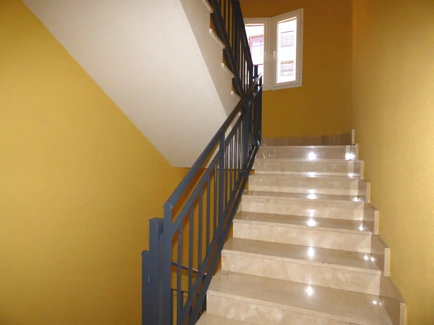 Piso de alquiler en Madrid - Bronce, Legazpi