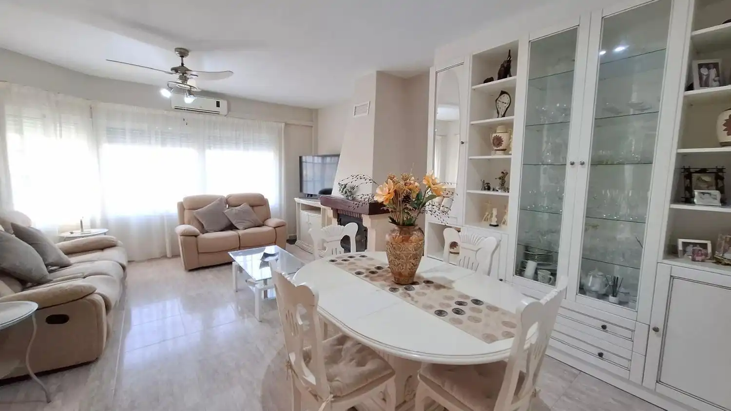 Sala de estar de Dúplex en venta en Huércal-Overa con Aire acondicionado, Terraza y Trastero