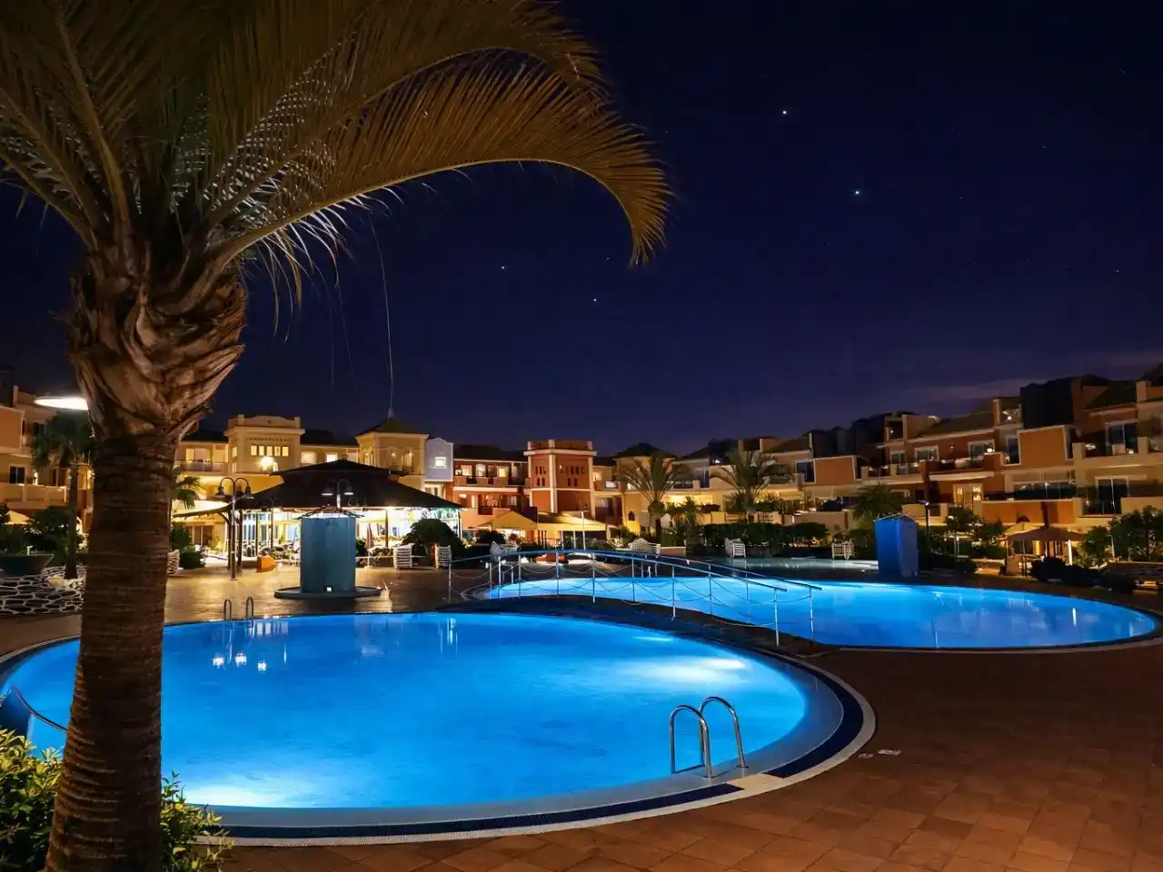 Piscina de Apartament en venda en Arona amb Aire condicionat, Piscina i Balcó