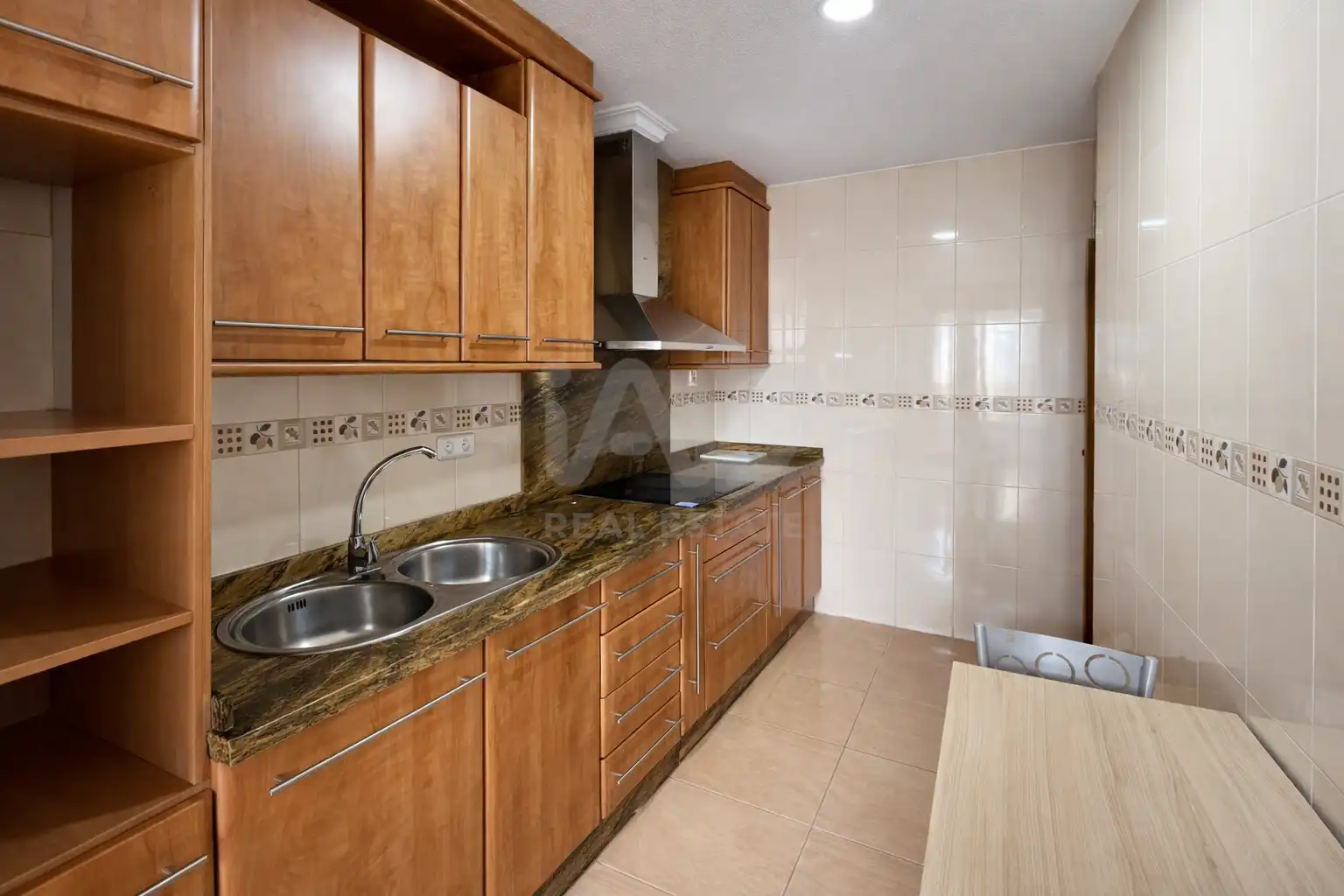 Kitchen of Flat for rent in Alcantarilla
