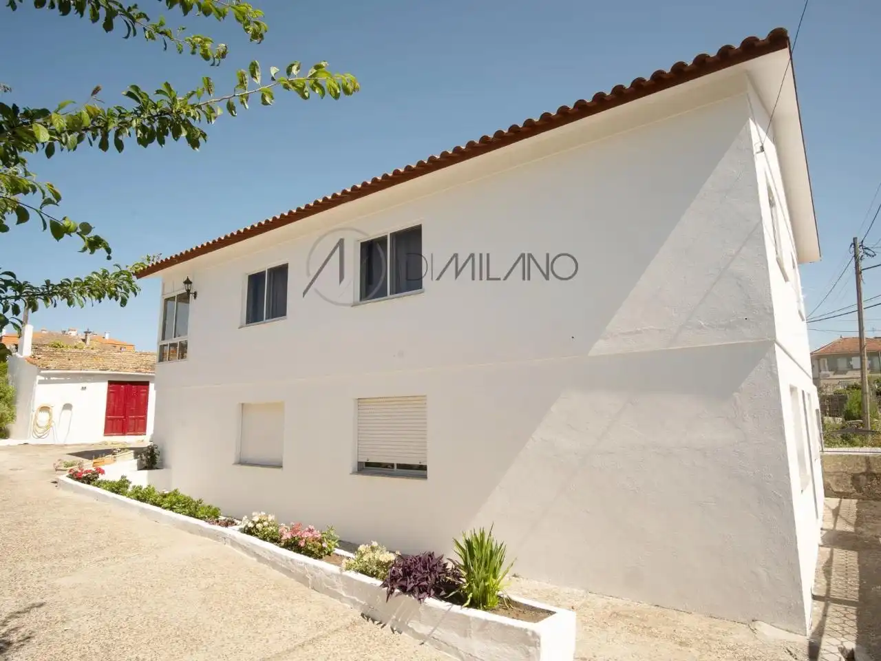 Casa con jardín en venta en Navia, imagen 2