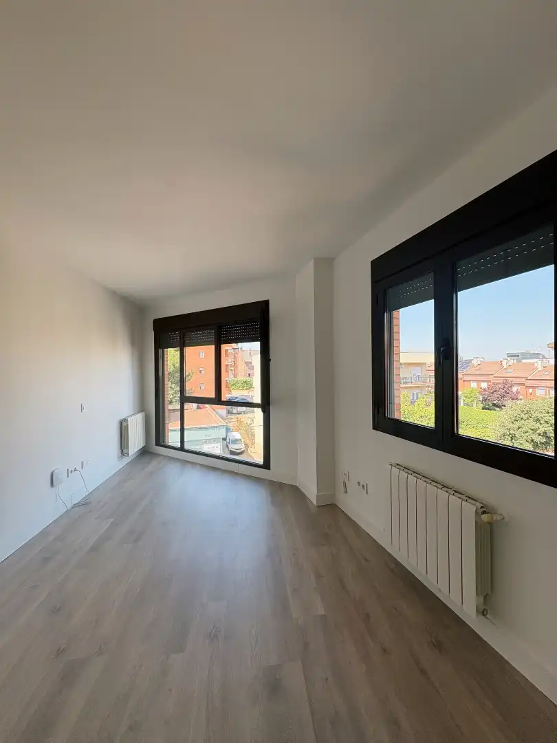 Habitación de Piso en venta en Las Rozas de Madrid con Aire acondicionado, Calefacción y Horno