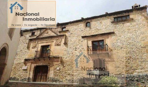 Vista exterior de Edifici en venda en Sepúlveda